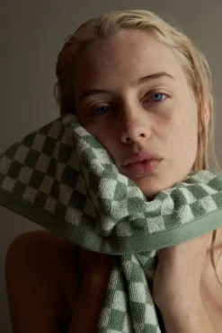 Baina Josephine Hand Towel