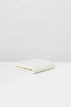 Baina Virginia Hand Towel
