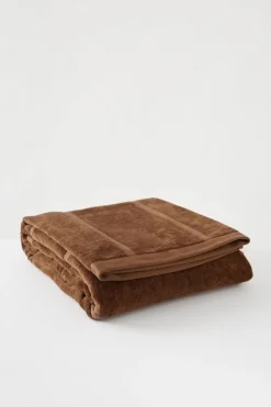 Baina Woodford Pool Towel
