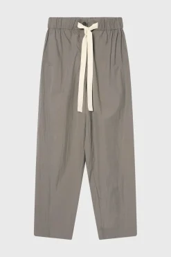 Mina Pant